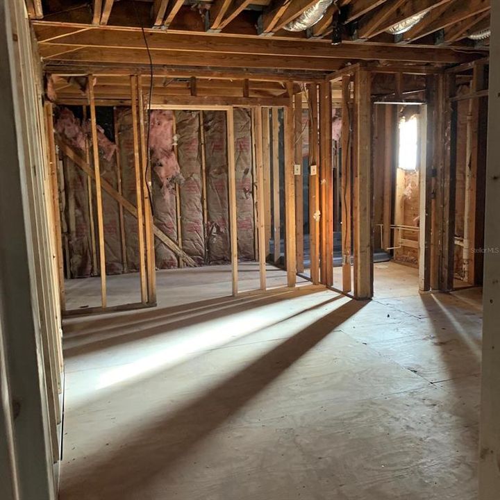 For Sale: $110,000 (3 beds, 2 baths, 1088 Square Feet)