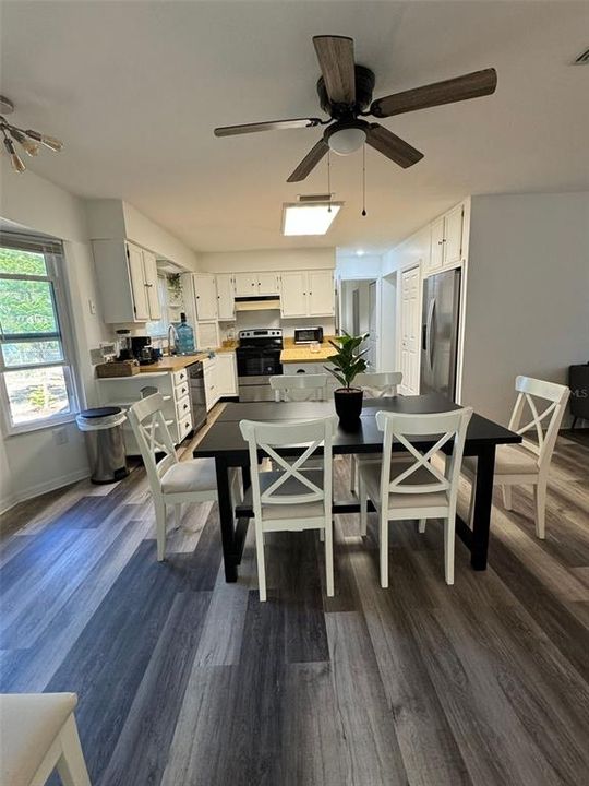 For Rent: $2,500 (3 beds, 2 baths, 2040 Square Feet)