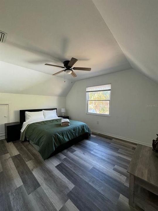 For Rent: $2,500 (3 beds, 2 baths, 2040 Square Feet)