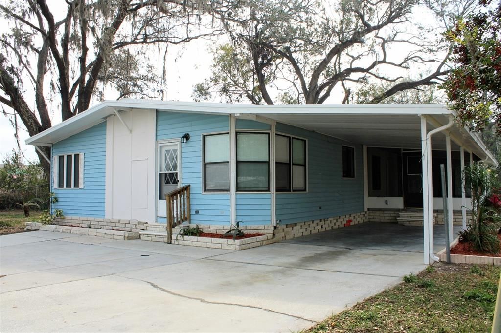 Под контрактом: $199,000 (3 спален, 2 ванн, 1512 Квадратных фут)