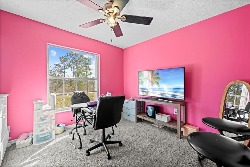 Active With Contract: $295,000 (4 beds, 2 baths, 1604 Square Feet)