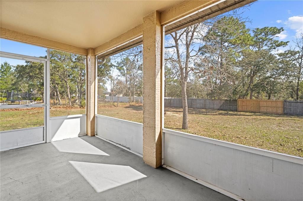 Active With Contract: $295,000 (4 beds, 2 baths, 1604 Square Feet)