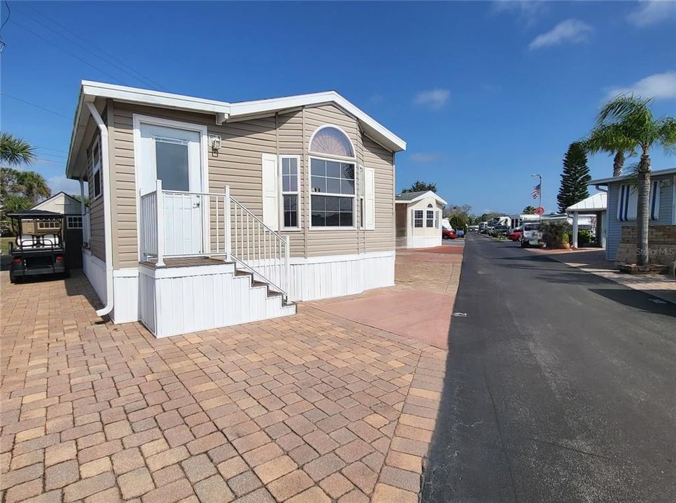 待售: $150,000 (1 贝兹, 1 浴室, 790 平方英尺)