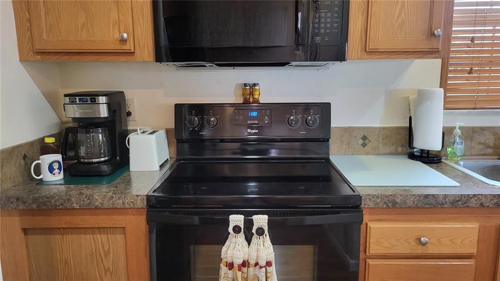 待售: $150,000 (1 贝兹, 1 浴室, 790 平方英尺)