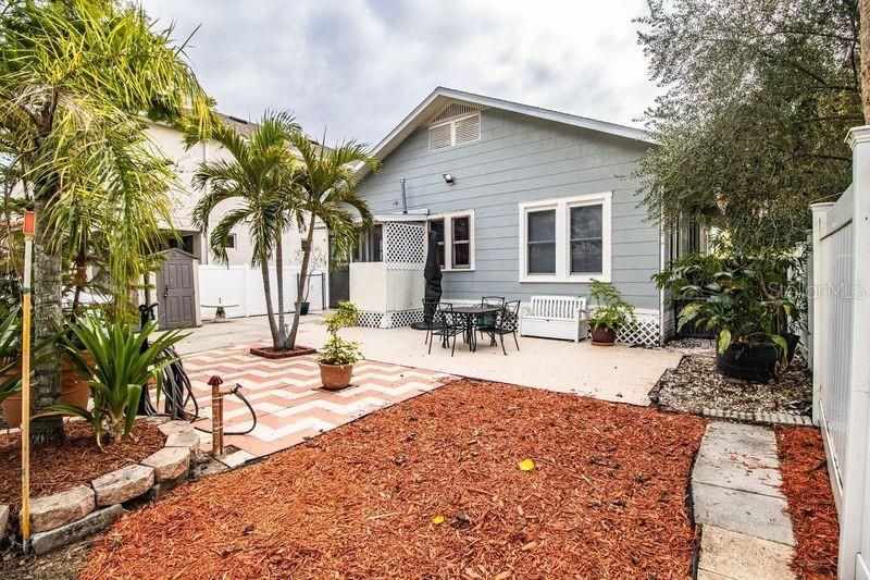 For Sale: $1,399,000 (5 beds, 0 baths, 2900 Square Feet)