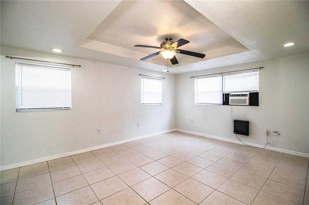 For Sale: $1,399,000 (5 beds, 0 baths, 2900 Square Feet)