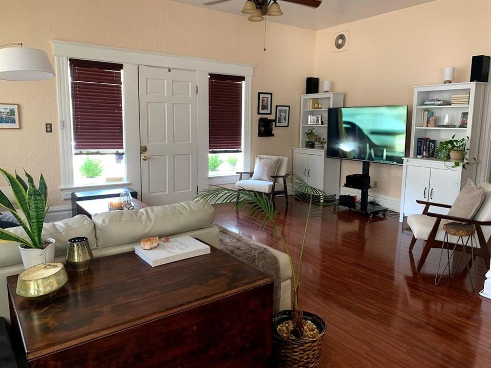For Sale: $1,399,000 (5 beds, 0 baths, 2900 Square Feet)