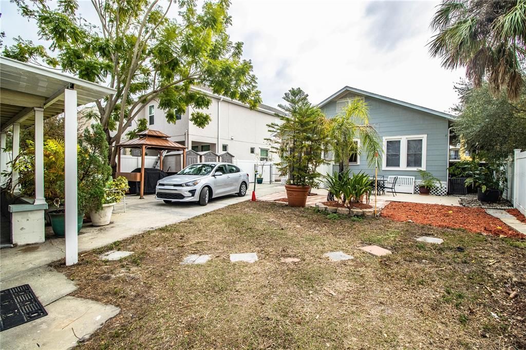 For Sale: $1,399,000 (5 beds, 0 baths, 2900 Square Feet)