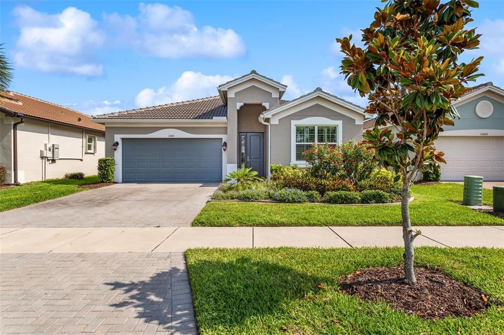 Recently Rented: $2,400 (2 beds, 2 baths, 1610 Square Feet)