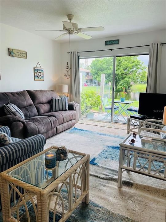 合同活跃: $89,000 (1 贝兹, 1 浴室, 672 平方英尺)