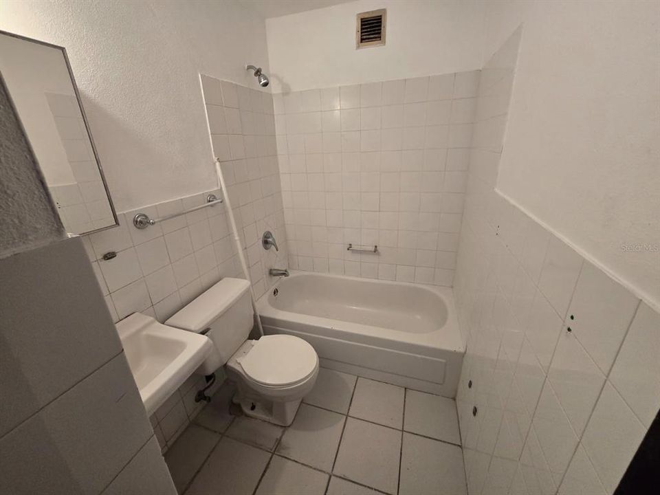 En Renta: $1,450 (3 camas, 2 baños, 865 Pies cuadrados)