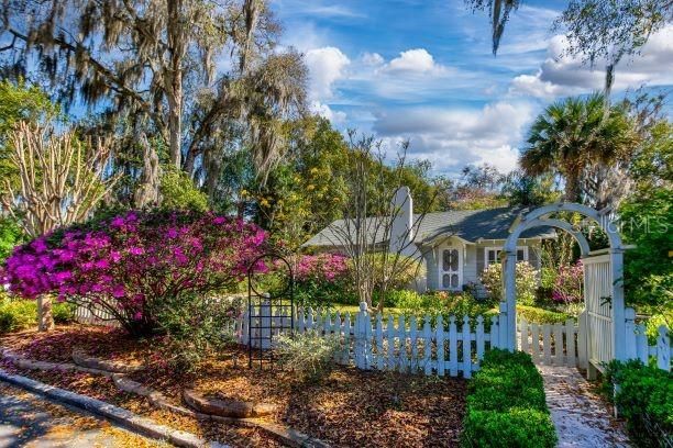 Недавно арендовано: $2,200 (1 спален, 1 ванн, 988 Квадратных фут)