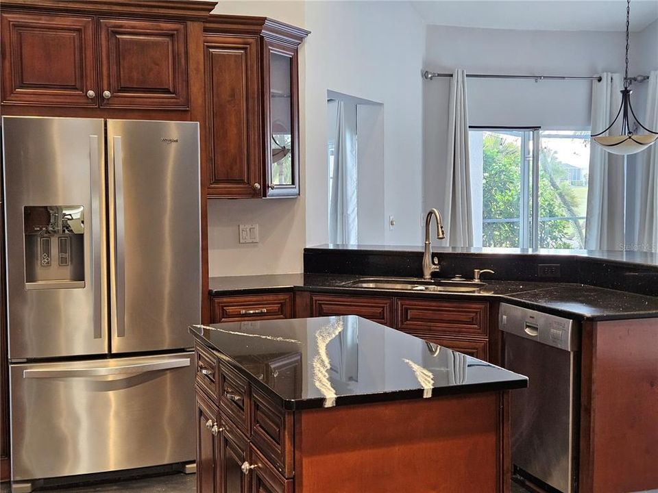 Active With Contract: $445,900 (3 beds, 2 baths, 2072 Square Feet)