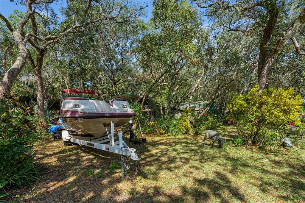 На продажу: $1,450,000 (2.98 acres)