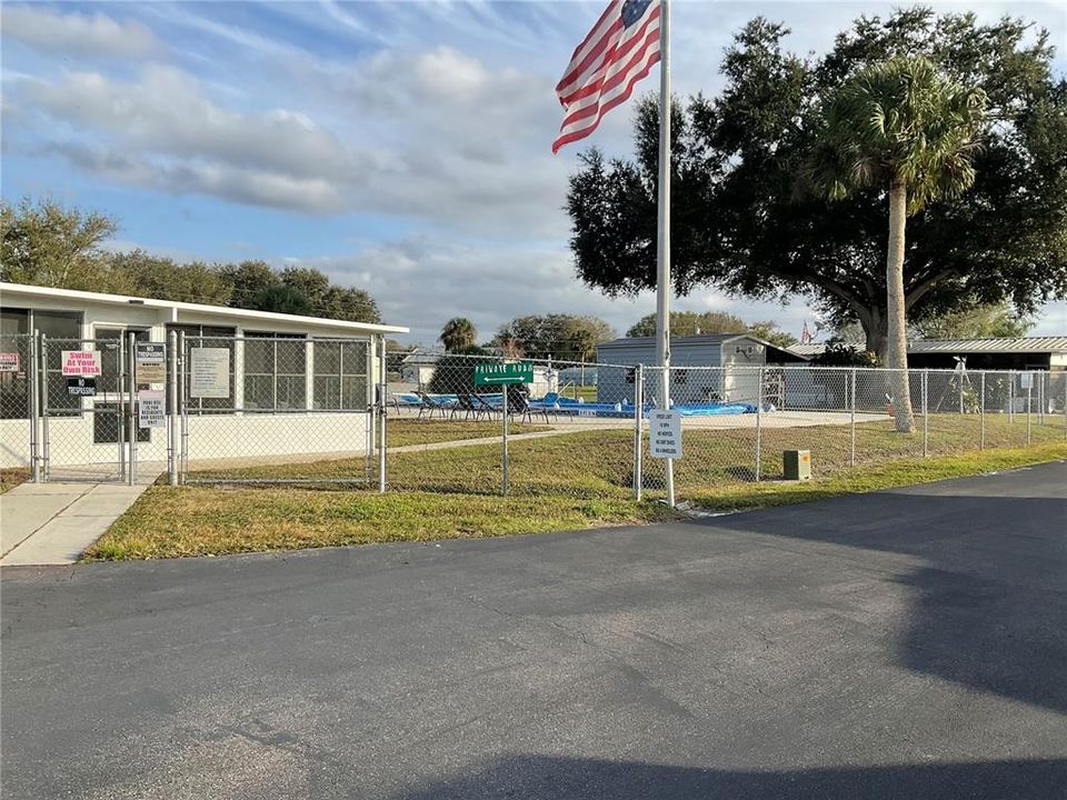 На продажу: $144,000 (2 спален, 2 ванн, 1105 Квадратных фут)