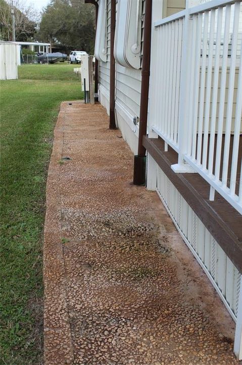 На продажу: $144,000 (2 спален, 2 ванн, 1105 Квадратных фут)