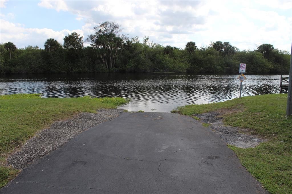 На продажу: $144,000 (2 спален, 2 ванн, 1105 Квадратных фут)