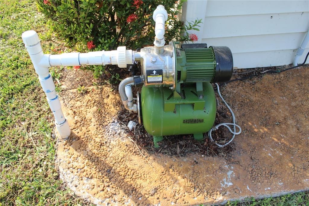 На продажу: $144,000 (2 спален, 2 ванн, 1105 Квадратных фут)