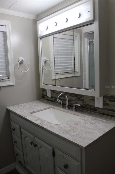 На продажу: $144,000 (2 спален, 2 ванн, 1105 Квадратных фут)