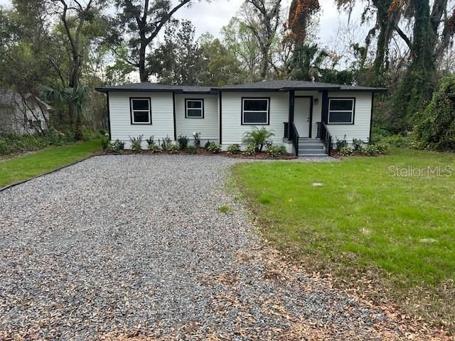 Recently Sold: $315,000 (4 beds, 2 baths, 1241 Square Feet)