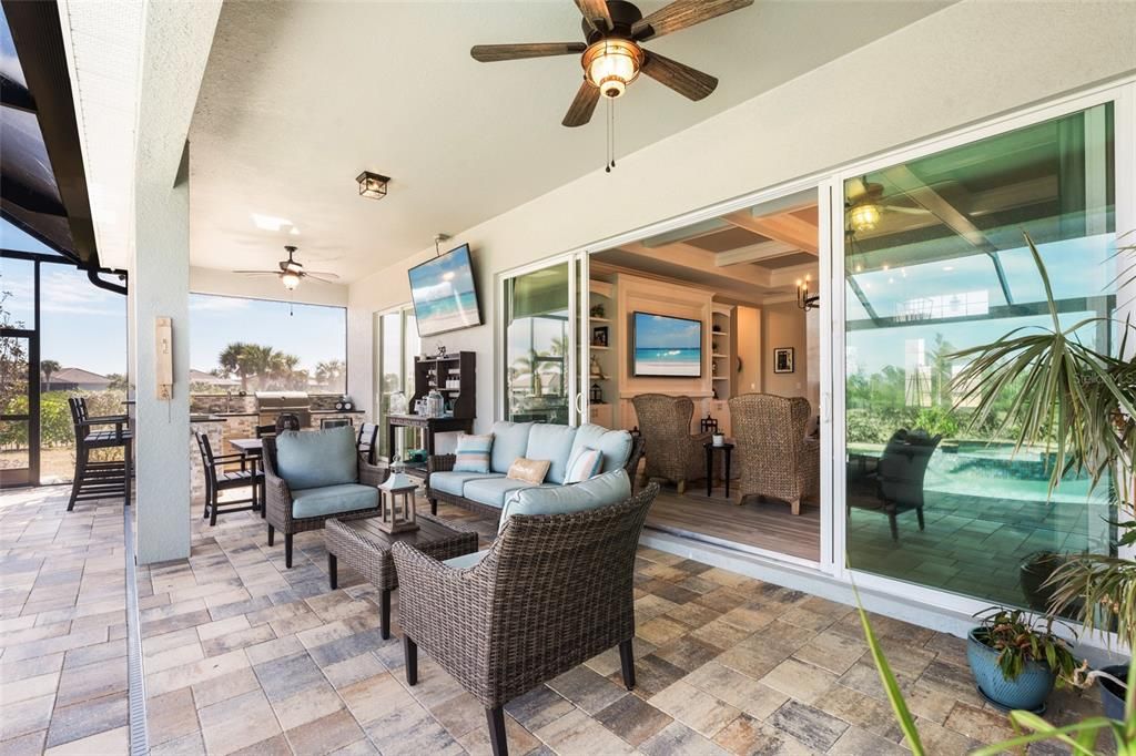 For Sale: $1,500,000 (3 beds, 3 baths, 2647 Square Feet)