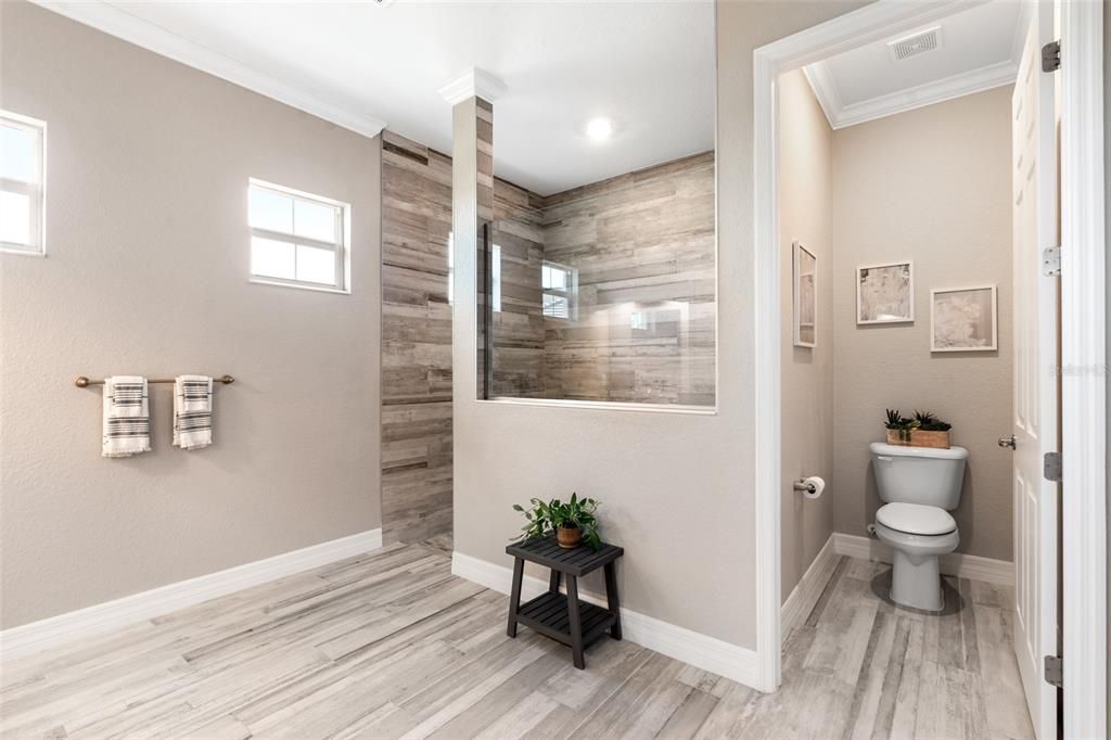 For Sale: $1,500,000 (3 beds, 3 baths, 2647 Square Feet)