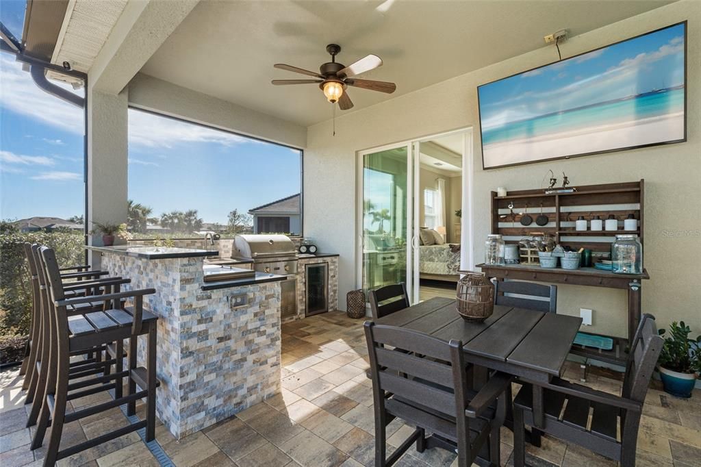 For Sale: $1,500,000 (3 beds, 3 baths, 2647 Square Feet)