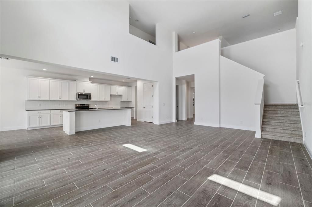 Active With Contract: $669,990 (5 beds, 3 baths, 3800 Square Feet)