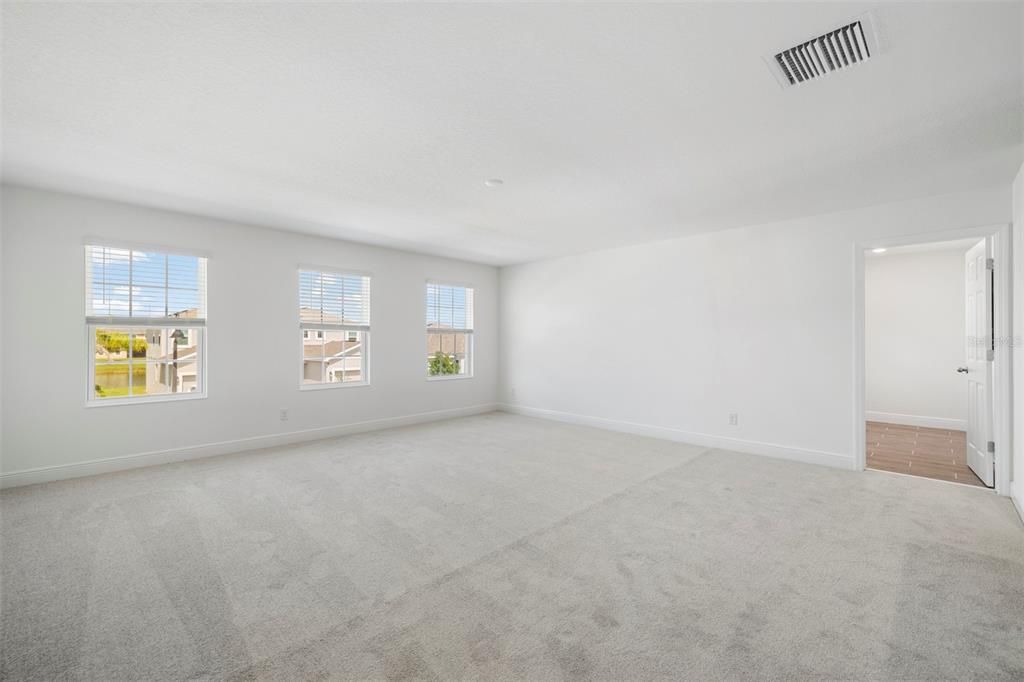 Active With Contract: $669,990 (5 beds, 3 baths, 3800 Square Feet)