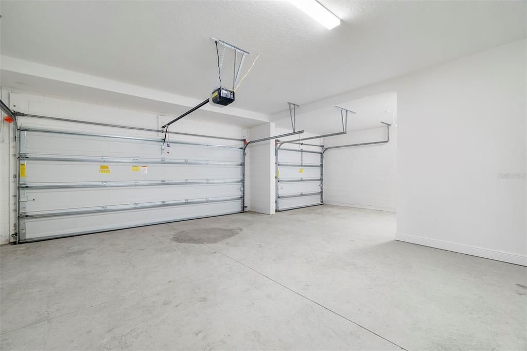 Active With Contract: $669,990 (5 beds, 3 baths, 3800 Square Feet)