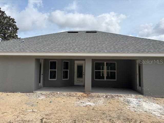 合同活跃: $383,500 (4 贝兹, 3 浴室, 2265 平方英尺)