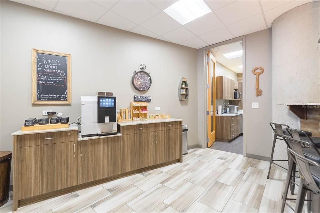 На продажу: $19,200 (0 спален, 0 ванн, 744315 Квадратных фут)