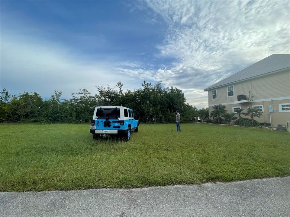 Active With Contract: $94,000 (0.15 acres)