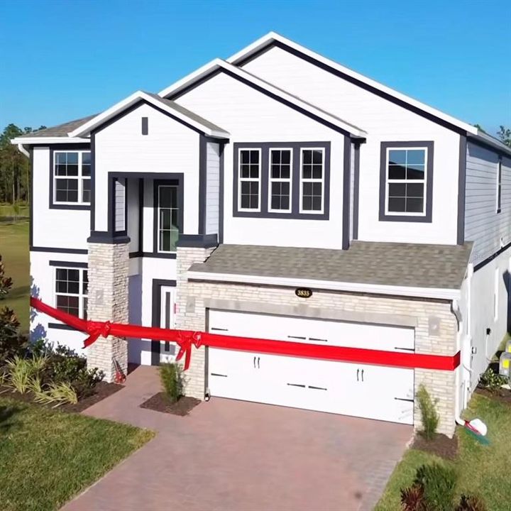 Recently Sold: $700,000 (5 beds, 4 baths, 3200 Square Feet)