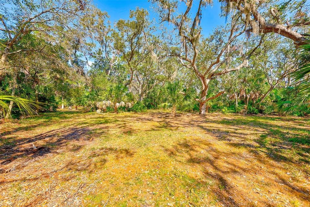 For Sale: $2,250,000 (4 beds, 3 baths, 1702 Square Feet)