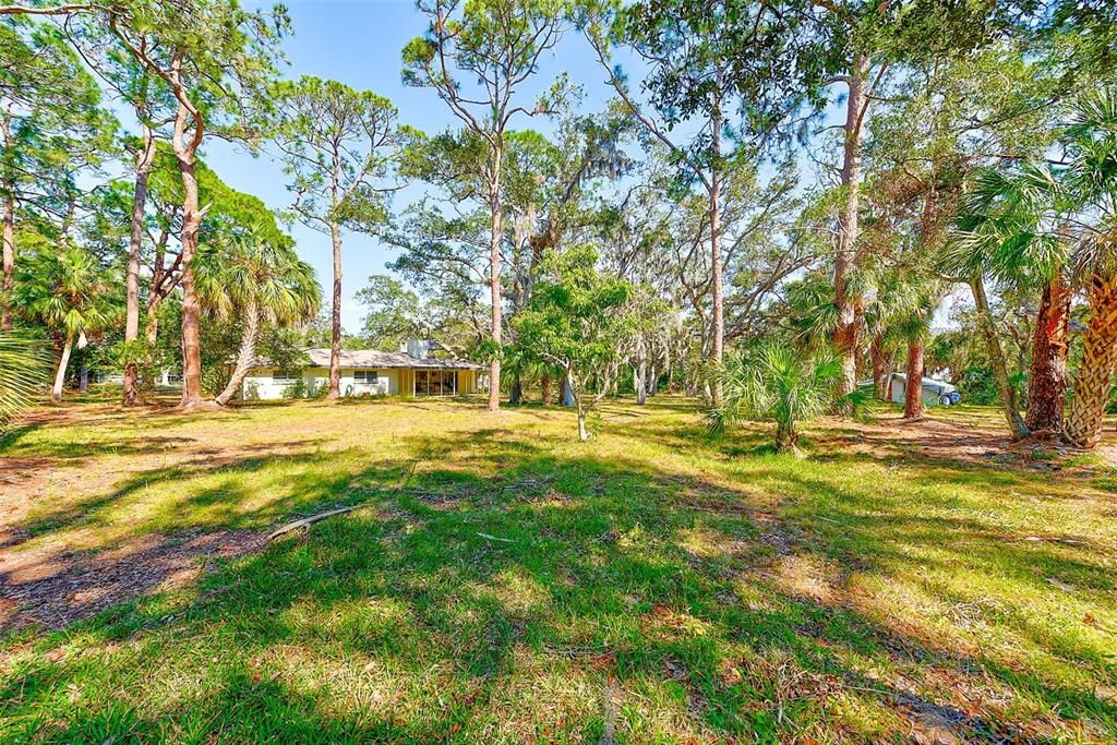 For Sale: $2,250,000 (4 beds, 3 baths, 1702 Square Feet)