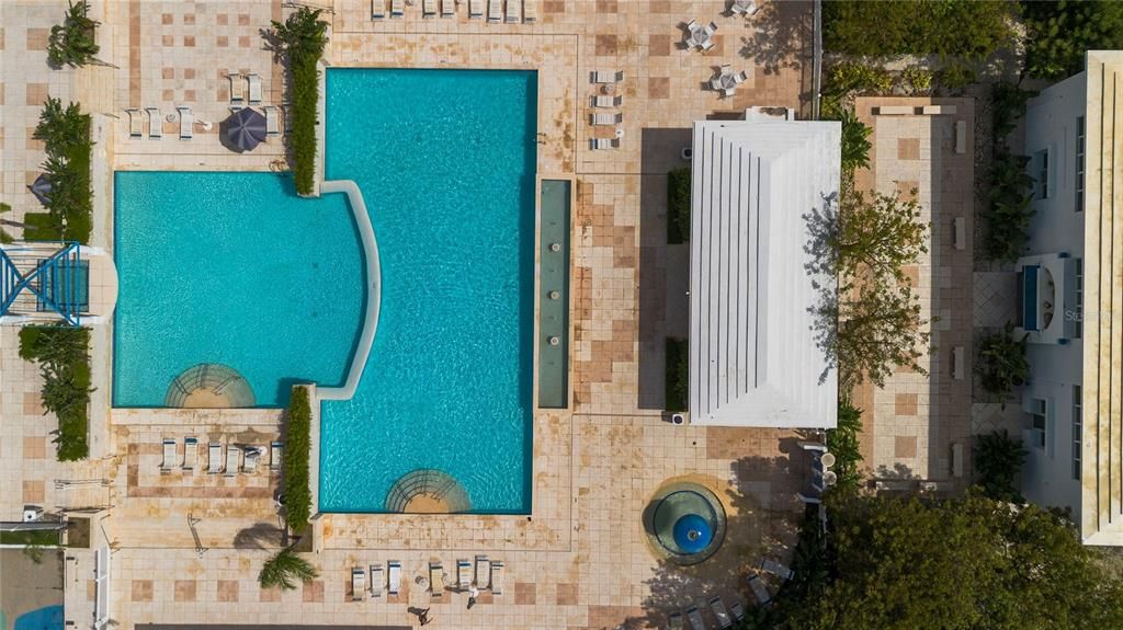 En Venta: $435,000 (4 camas, 3 baños, 2741 Pies cuadrados)