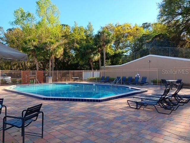 Active With Contract: $145,000 (2 beds, 2 baths, 804 Square Feet)