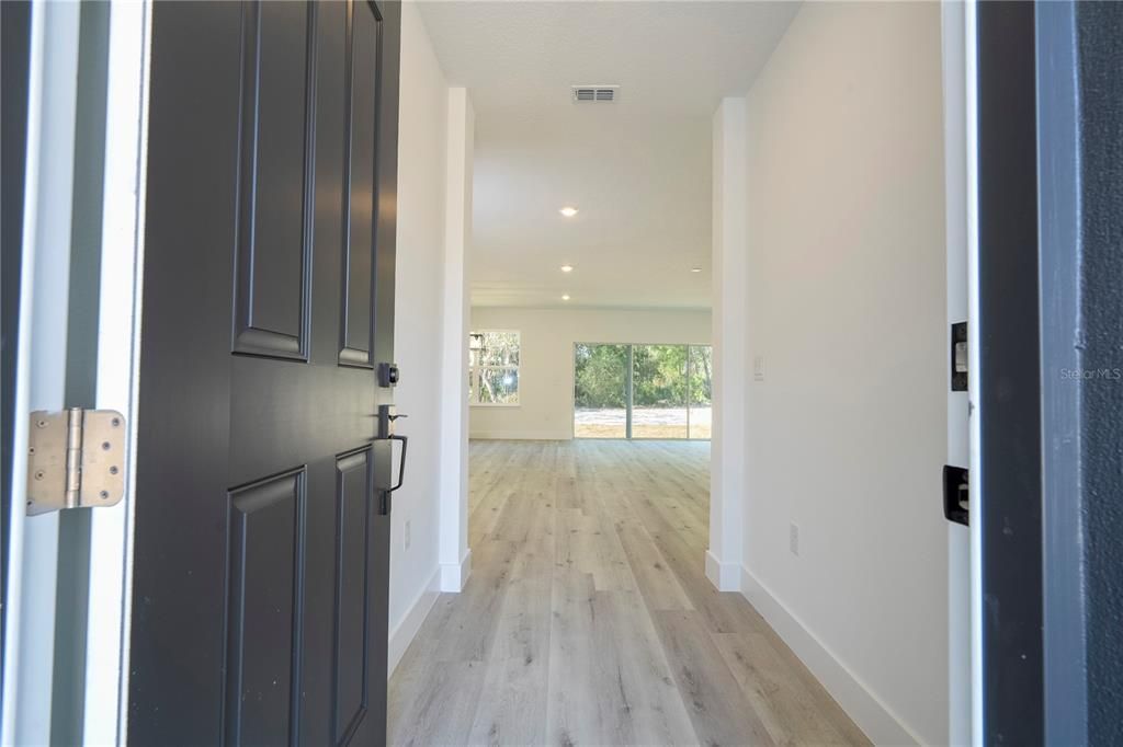 For Sale: $466,900 (4 beds, 2 baths, 1861 Square Feet)