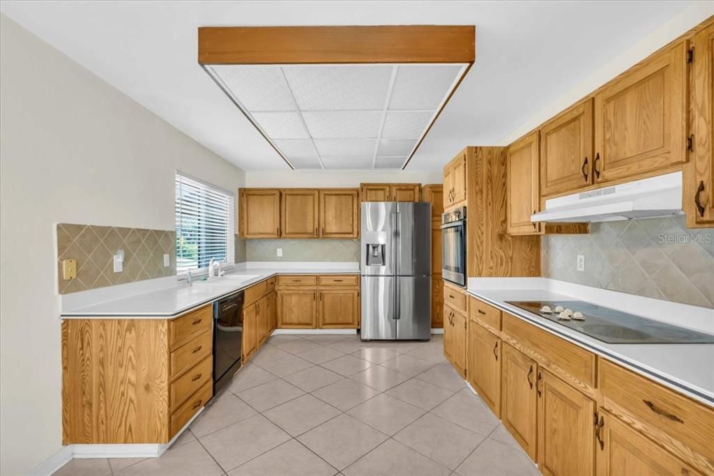 For Sale: $473,800 (3 beds, 2 baths, 2356 Square Feet)