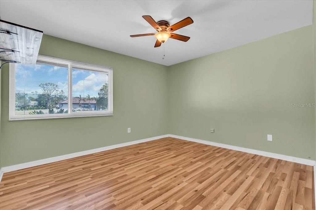 For Sale: $473,800 (3 beds, 2 baths, 2356 Square Feet)