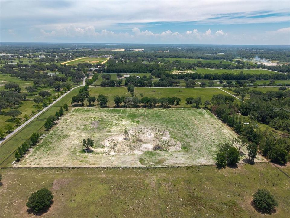 En Venta: $883,000 (16.31 acres)