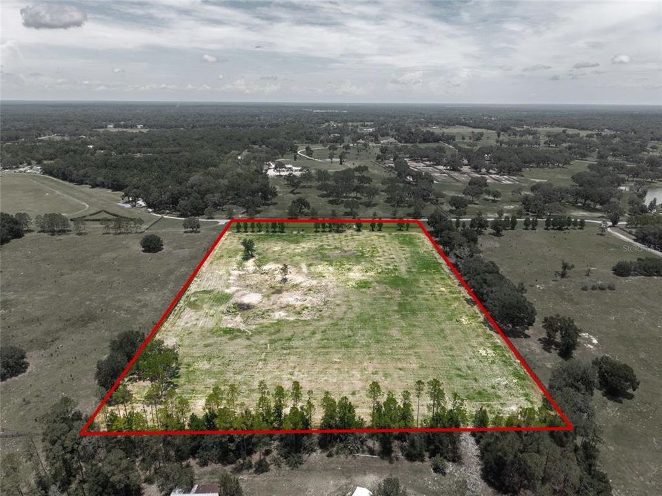 En Venta: $883,000 (16.31 acres)