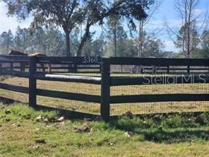 En Venta: $883,000 (16.31 acres)