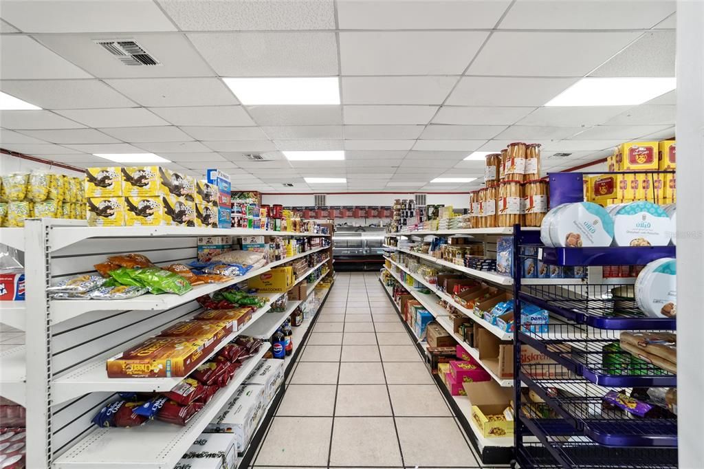 For Sale: $800,000 (0 beds, 0 baths, 2400 Square Feet)