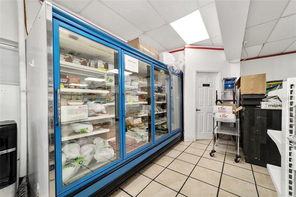 For Sale: $800,000 (0 beds, 0 baths, 2400 Square Feet)