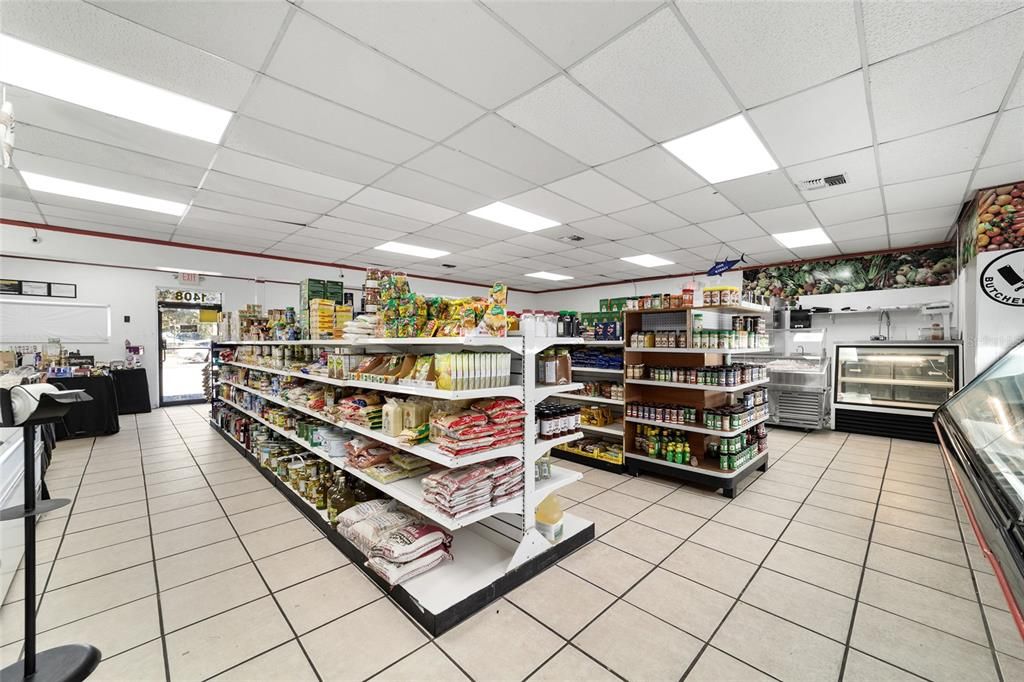 For Sale: $800,000 (0 beds, 0 baths, 2400 Square Feet)