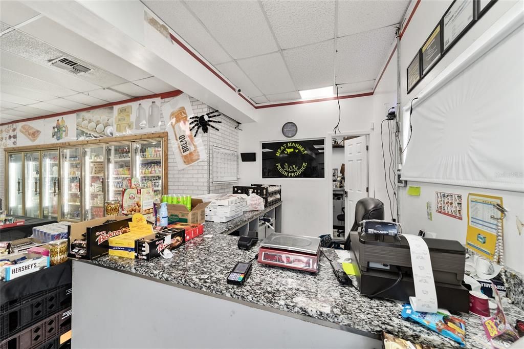 For Sale: $800,000 (0 beds, 0 baths, 2400 Square Feet)