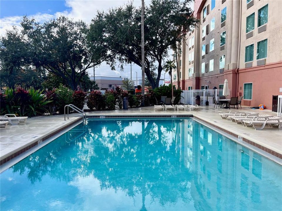 For Sale: $75,000 (1 beds, 1 baths, 304 Square Feet)