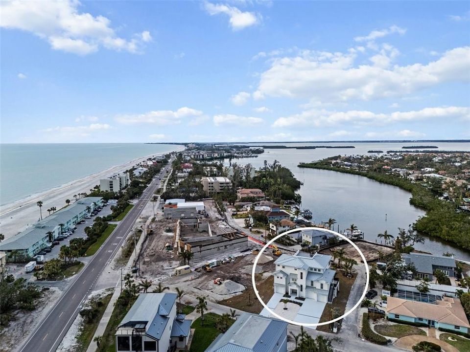 На продажу: $3,890,000 (5 спален, 5 ванн, 4176 Квадратных фут)